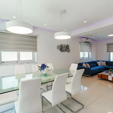 Cobalt - 4 Beds Exceptional In Willa *