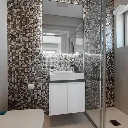 Cobalt - 4 Beds Exceptional In *