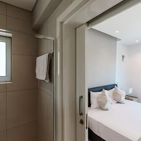 Willa Cobalt - 4 Beds Exceptional In