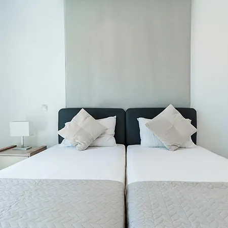 Cobalt - 4 Beds Exceptional In Willa