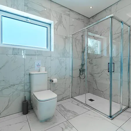 Cobalt - 4 Beds Exceptional In Βίλα