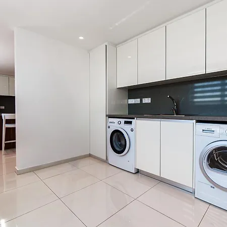 Willa Cobalt - 4 Beds Exceptional In