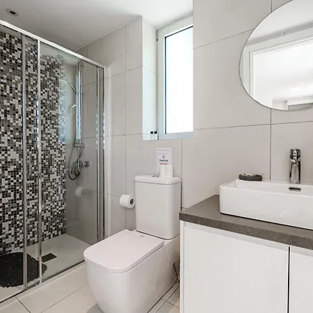 Willa Cobalt - 4 Beds Exceptional In *