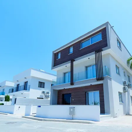 Cobalt - 4 Beds Exceptional In Willa