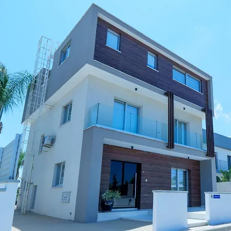 Cobalt - 4 Beds Exceptional In Willa